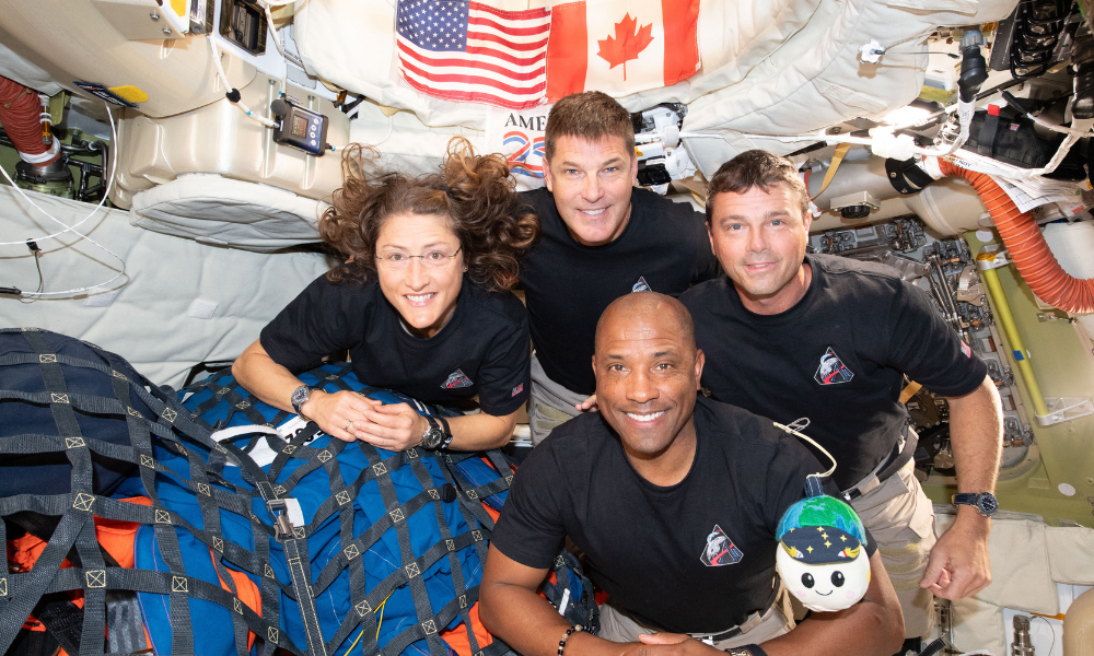 Artemis II: Astronautas Fazem História e Retornam à Terra Nesta Sexta-feira