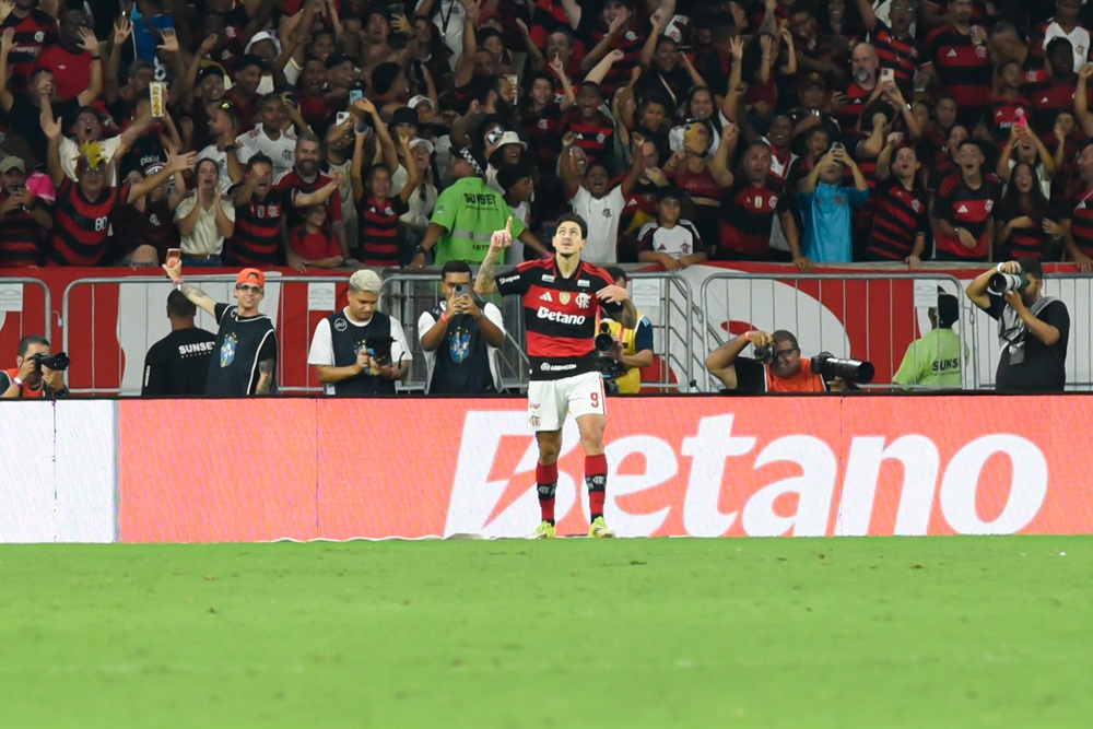 CBF Concorda com Solicitação do Flamengo e Prorroga Fla-Flu para Domingo no Campeonato Brasileiro