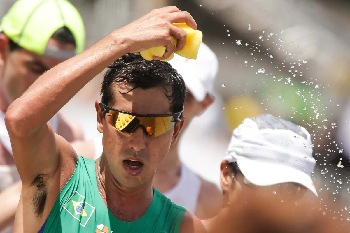 Caio Bonfim Comemora Seu Bronze Histórico: Medalha Sem Cor, Emoção Sem Limite