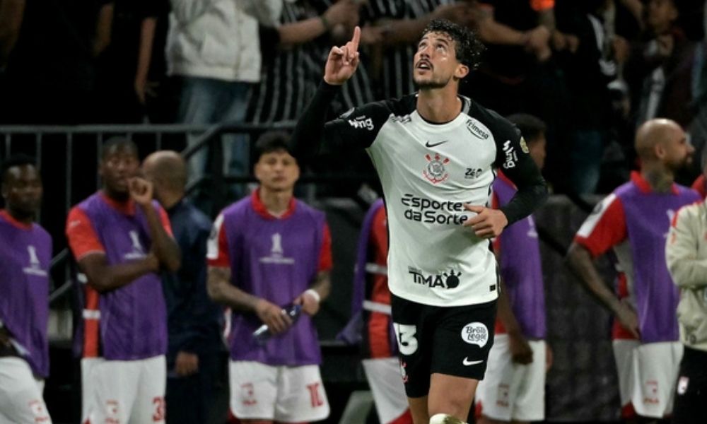 Corinthians quebra jejum em casa com vitória sobre Santa Fé na Libertadores