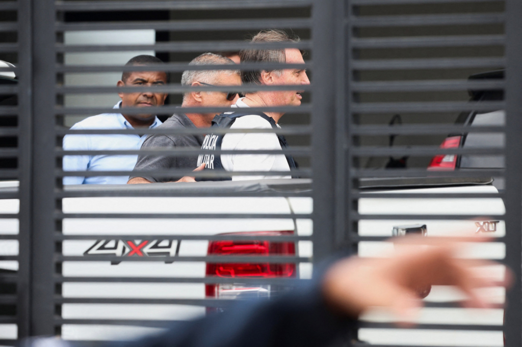 Datafolha Revela: 59% da População Apoia Prisão Domiciliar para Bolsonaro