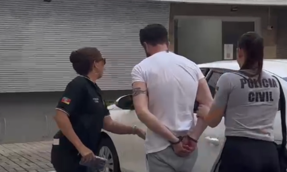 Dentista Detido por Mant ter Mulher em Cativeiro e Obriga-la a Tatuar Seu Nome Dez Vezes