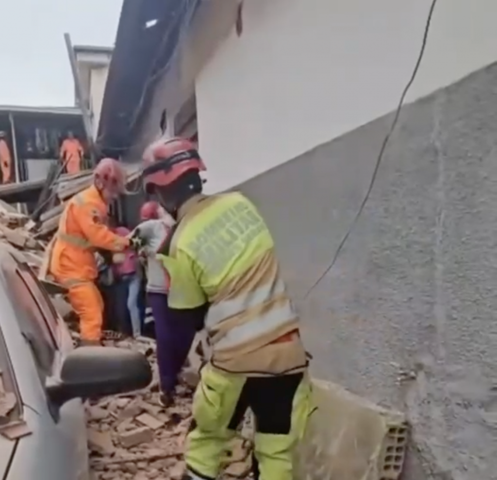 Desabamento de Casa com 15 Moradores em MG: Todos Sobrevivem; Assista ao Vídeo!