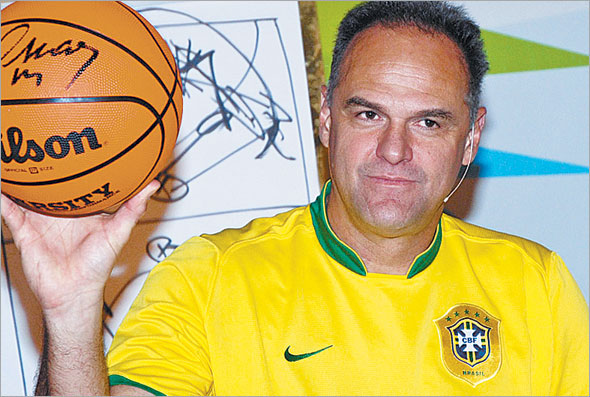 Falece Oscar Schmidt, Ícone do Basquete Brasileiro e Mundial
