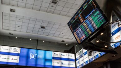 Ibovespa atinge novo pico histórico, encerrando o dia aos 197 mil pontos
