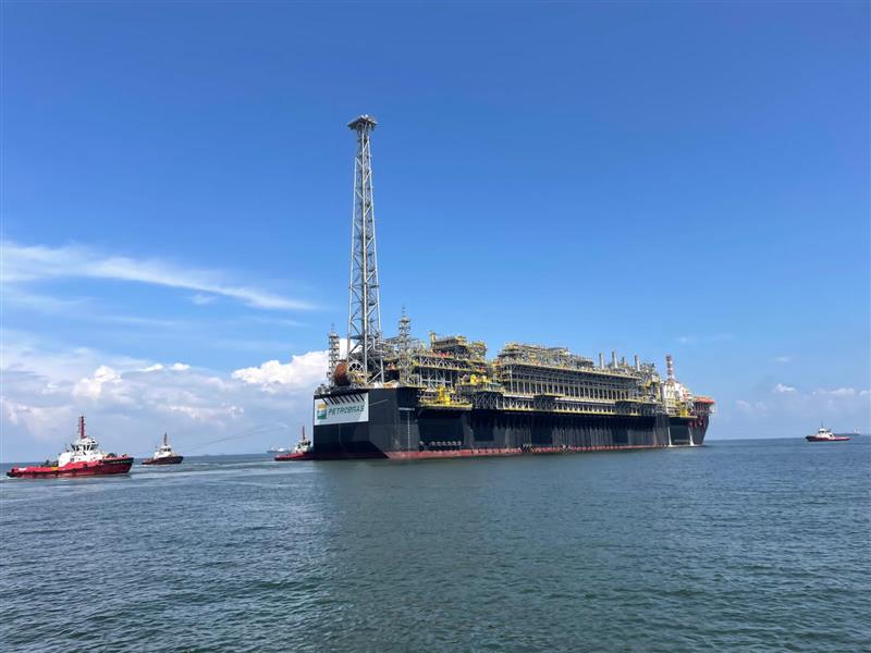 Justiça Confirma Decisão que Anula Imposto sobre Exportação de Petróleo