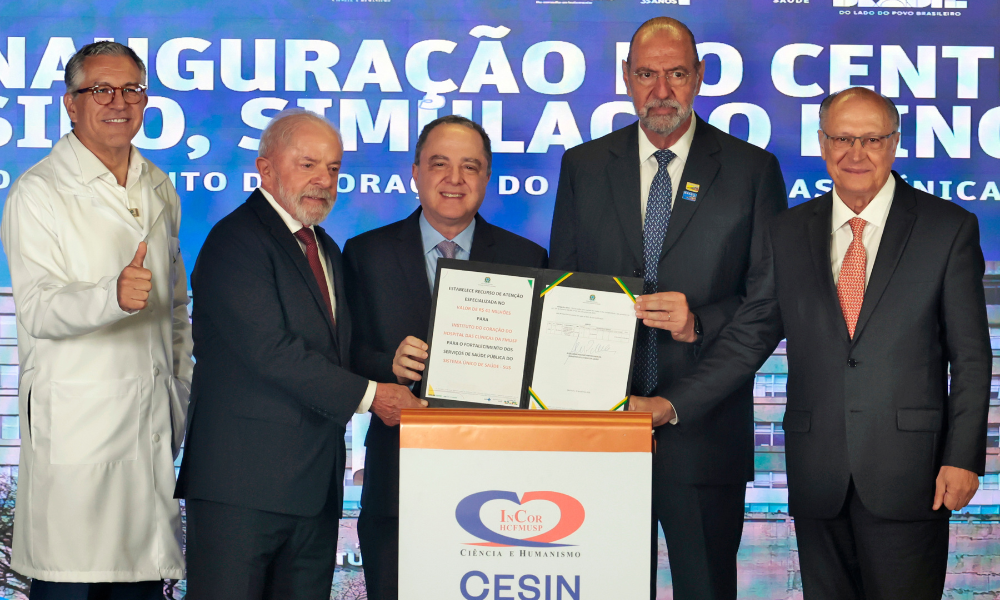 Lula Aprova Nova Lei para Estabelecer Diretrizes no Desenvolvimento de Vacinas Oncológicas
