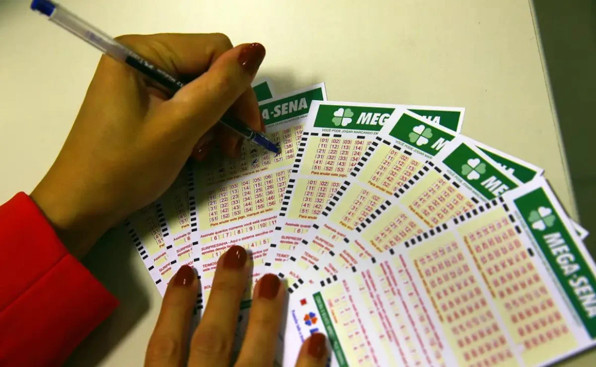 Mega-Sena 2997: Apostadores do Paraná Faturam R$ 63 Mil!