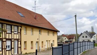 Menina Libertada Após Passar Dois Anos Trancada em Van pelo Pai