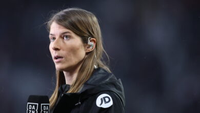 Mulher Faz História ao Assumir Comando de Equipe no Campeonato Alemão, Primeira Técnica na Elite do Futebol Europeu