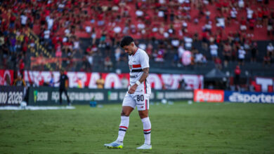 São Paulo sofre derrota de 2 a 0 para o Vitória com desfalques significativos