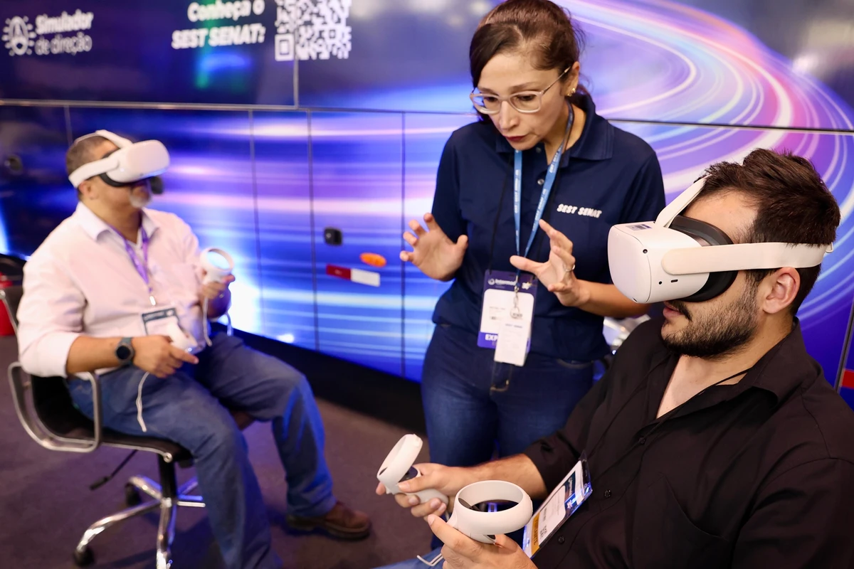 Sistema Transporte Brilha na Feira Intermodal