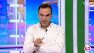 Tadeu Schmidt segue firme na apresentação do ‘BBB 26’, apesar da perda do irmão