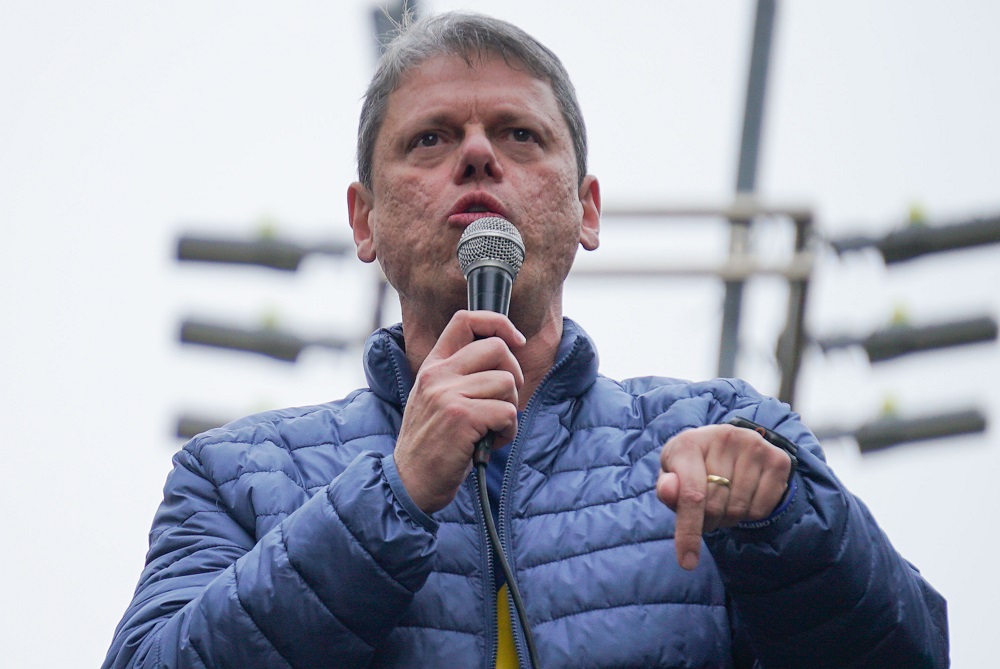 Tarcísio Realiza Encontros Exclusivos com Prefeitos e Conclui Turnê em 45 Dias