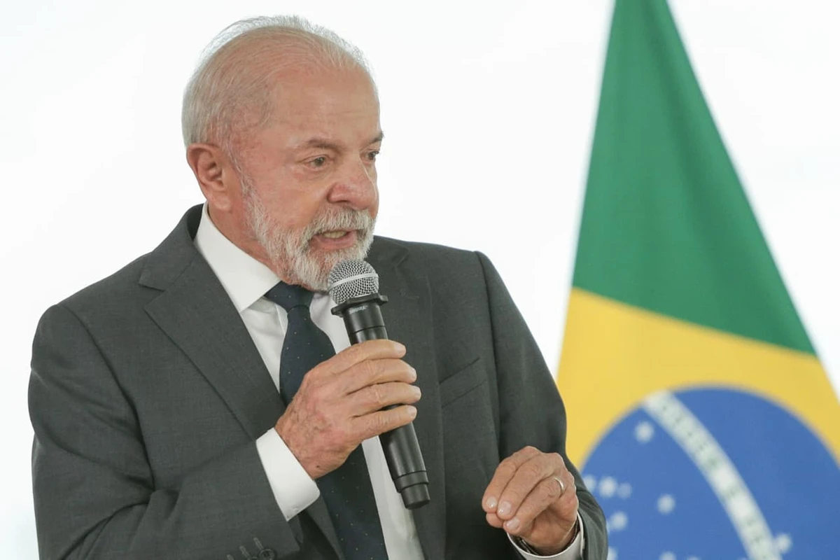 Transparência Internacional aponta que Lula "subestima" a crise do Master