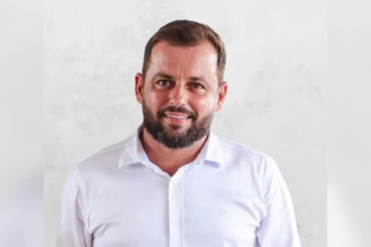 Vereador é Suspenso da Câmara por Agressão a Mulher com Garrafa